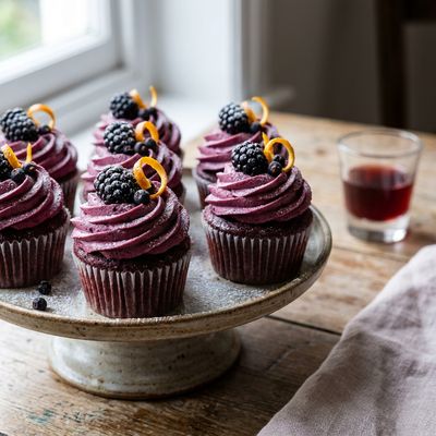 Sloe Gin and Blackberry Cupcakes